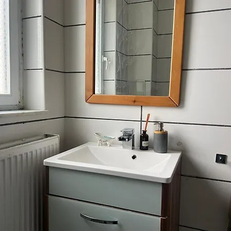Apartment Antike Wohnmoeglichkeit Kurz Und Langfristig 100qm Erdgeschoss Lauchhammer
